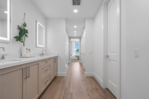 Copropriété à vendre à Palm Beach Shores, Floride: 2 chambres, 247.31 m2 № 2078422 - photo 29