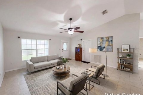 House in Lake Placid, Florida 3 bedrooms, 144 sq.m. № 2275485 - photo 4