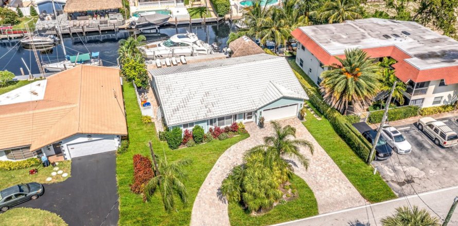Casa en Pompano Beach, Florida 3 dormitorios, 174.75 m2 № 815710