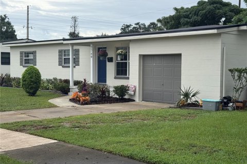 Villa ou maison à vendre à Orlando, Floride: 3 chambres, 131.74 m2 № 2408734 - photo 3