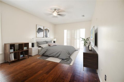 House in Tampa, Florida 4 bedrooms, 282.33 sq.m. № 1740613 - photo 3