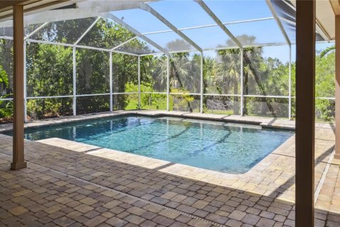 House in Tampa, Florida 4 bedrooms, 282.33 sq.m. № 1740613 - photo 16