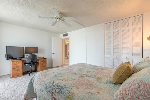 Condo in Daytona Beach Shores, Florida, 2 bedrooms  № 1815735 - photo 20