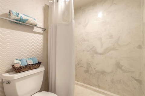 Condo in Daytona Beach Shores, Florida, 2 bedrooms  № 1815735 - photo 21