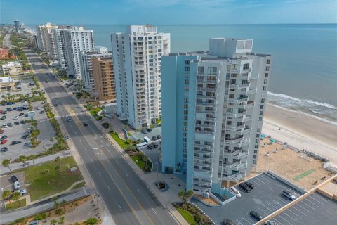 Condo in Daytona Beach Shores, Florida, 2 bedrooms  № 1815735 - photo 7