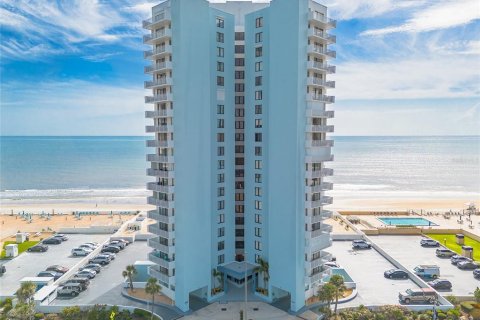 Condo in Daytona Beach Shores, Florida, 2 bedrooms  № 1815735 - photo 2