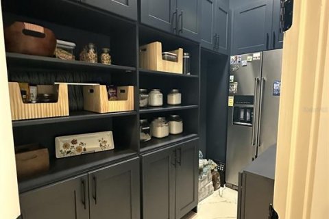 Купить виллу или дом в Нокомис, Флорида 10 комнат, 368.82м2, № 1905067 - фото 8