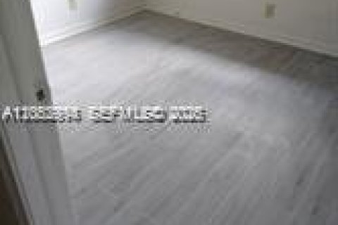 Copropriété à vendre à Lauderhill, Floride: 3 chambres, 125.42 m2 № 2179250 - photo 8