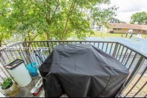 Copropriété à vendre à Lauderhill, Floride: 3 chambres, 125.42 m2 № 2179250 - photo 5