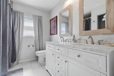 Villa ou maison à vendre à Saint Petersburg, Floride: 3 chambres, 127.18 m2 № 2329352 - photo 22