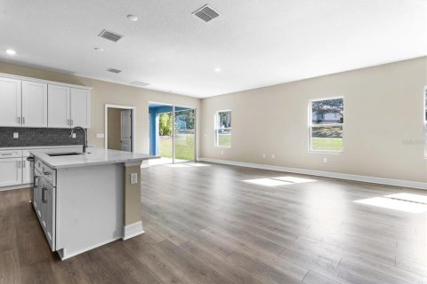 House in Inverness, Florida 4 bedrooms, 193.33 sq.m. № 1583158 - photo 23