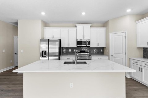 House in Inverness, Florida 4 bedrooms, 193.33 sq.m. № 1583158 - photo 19