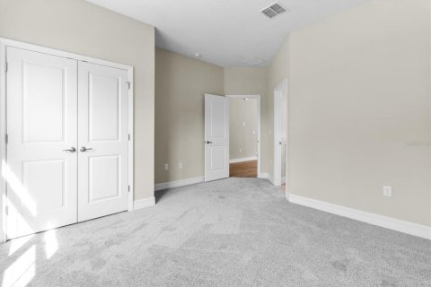 House in Inverness, Florida 4 bedrooms, 193.33 sq.m. № 1583158 - photo 9