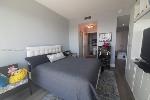 Condominio en alquiler en Miami, Florida, 1 dormitorio, 61.32 m2 № 1766468 - foto 15