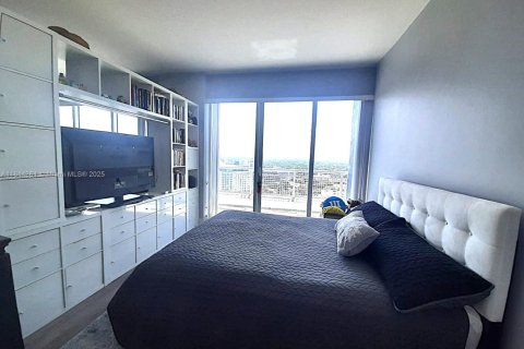 Condominio en alquiler en Miami, Florida, 1 dormitorio, 61.32 m2 № 1766468 - foto 10
