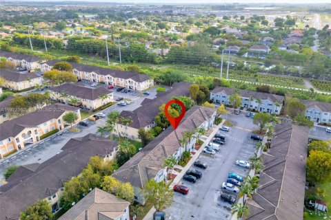 Купить таунхаус в Хомстед, Флорида 3 спальни, 140.19м2, № 2033302 - фото 3