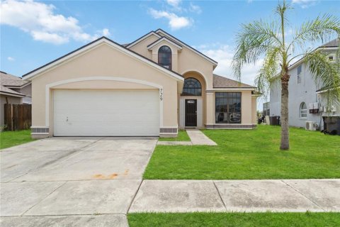 House in Davenport, Florida 4 bedrooms, 182 sq.m. № 2310410