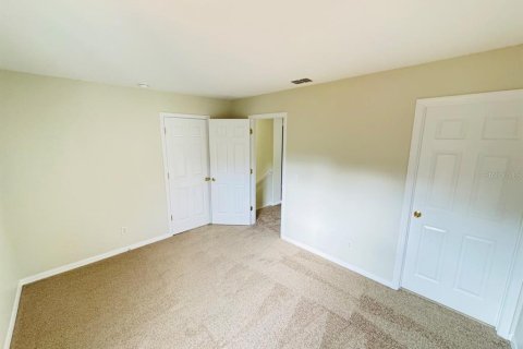 Casa en venta en Kissimmee, Florida, 4 dormitorios, 230.21 m2 № 1904069 - foto 29