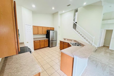Casa en venta en Kissimmee, Florida, 4 dormitorios, 230.21 m2 № 1904069 - foto 9
