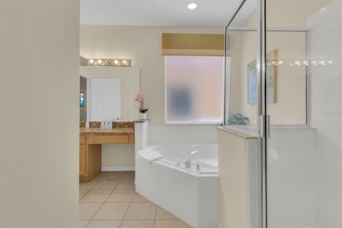 Casa en venta en Kissimmee, Florida, 7 dormitorios, 267.84 m2 № 2377947 - foto 30