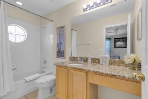Casa en venta en Kissimmee, Florida, 7 dormitorios, 267.84 m2 № 2377947 - foto 10