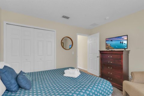 Casa en venta en Kissimmee, Florida, 7 dormitorios, 267.84 m2 № 2377947 - foto 23