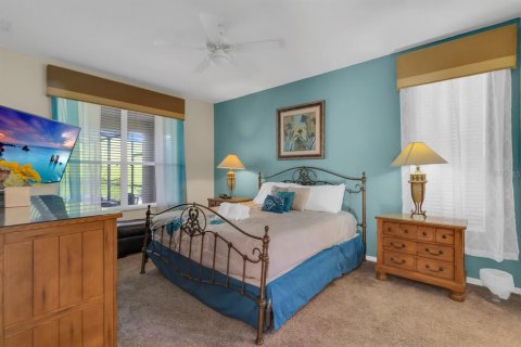 Casa en venta en Kissimmee, Florida, 7 dormitorios, 267.84 m2 № 2377947 - foto 26