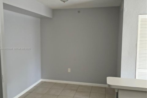 Снять в аренду кондоминиум в Хомстед, Флорида 1 спальня, 60.39м2, № 1987953 - фото 3