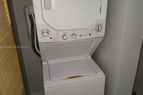 Снять в аренду кондоминиум в Хомстед, Флорида 1 спальня, 60.39м2, № 1987953 - фото 10