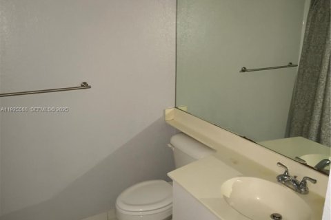 Снять в аренду кондоминиум в Хомстед, Флорида 1 спальня, 60.39м2, № 1987953 - фото 8