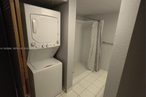 Condominio en alquiler en Homestead, Florida, 1 dormitorio, 60.39 m2 № 1987953 - foto 11