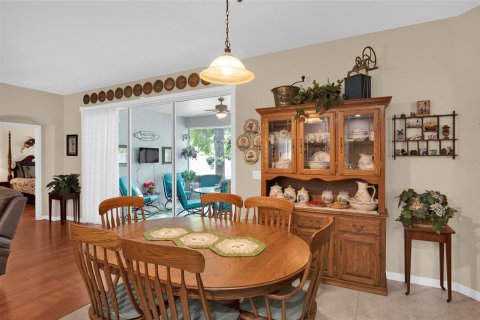 Villa ou maison à vendre à Ocala, Floride: 4 chambres, 228.17 m2 № 2403097 - photo 16