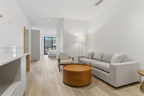 Condominio en venta en Miami, Florida, 1 dormitorio, 38.83 m2 № 2033513 - foto 15