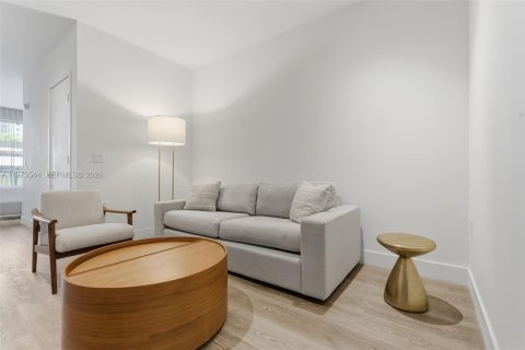 Condominio en venta en Miami, Florida, 1 dormitorio, 38.83 m2 № 2033513 - foto 18