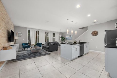 Touwnhouse à vendre à Kissimmee, Floride: 4 chambres, 162.76 m2 № 2125534 - photo 22