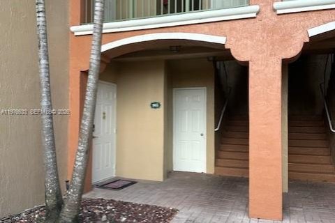 Condo in Doral, Florida, 3 bedrooms  № 2041515 - photo 6