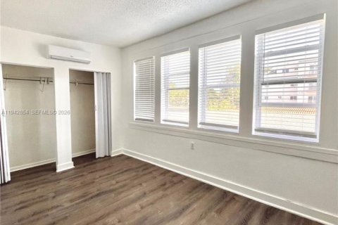 Appartement à louer à Miami, Floride: 1 chambre № 1999408 - photo 5