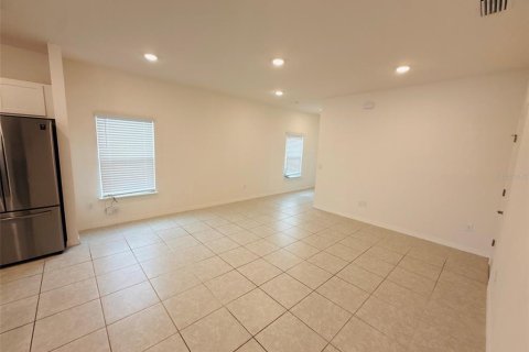 Adosado en venta en Newberry, Florida, 3 dormitorios, 155.15 m2 № 2215456 - foto 4