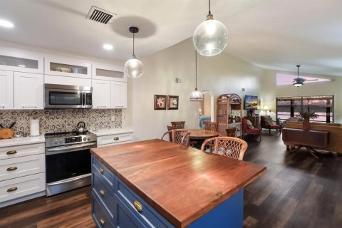 Condo in Bradenton, Florida, 2 bedrooms  № 2226526 - photo 3