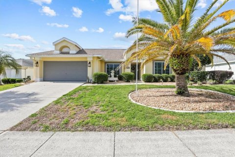 House in Spring Hill, Florida 3 bedrooms, 202.34 sq.m. № 2103181 - photo 3