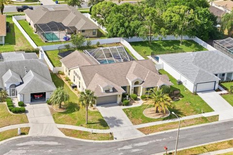 House in Spring Hill, Florida 3 bedrooms, 202.34 sq.m. № 2103181 - photo 5