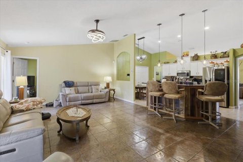 Casa en venta en Palm Coast, Florida, 3 dormitorios, 188.22 m2 № 2092737 - foto 13
