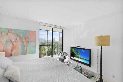 Condominio en venta en Aventura, Florida, 2 dormitorios, 121.98 m2 № 1867981 - foto 15