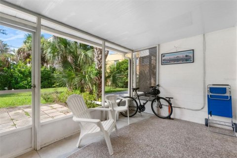 Townhouse in Venice, Florida 2 bedrooms, 115.76 sq.m. № 1886338 - photo 9