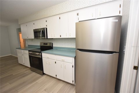 House in Lakeland, Florida 3 bedrooms, 119.01 sq.m. № 1870327 - photo 9