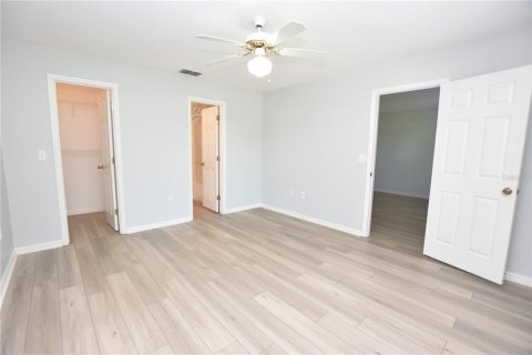 House in Lakeland, Florida 3 bedrooms, 119.01 sq.m. № 1870327 - photo 18