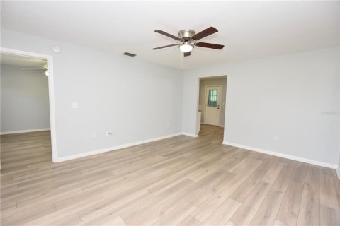 House in Lakeland, Florida 3 bedrooms, 119.01 sq.m. № 1870327 - photo 16