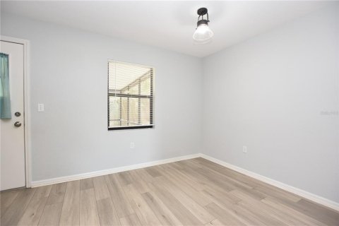 House in Lakeland, Florida 3 bedrooms, 119.01 sq.m. № 1870327 - photo 13