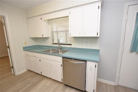 House in Lakeland, Florida 3 bedrooms, 119.01 sq.m. № 1870327 - photo 8