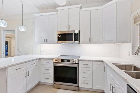 House in Ellenton, Florida 3 bedrooms, 194.17 sq.m. № 1785462 - photo 18